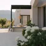Unlimited Terra Villas, Charming Nature Escapes, By Thinkvilla ヘルソニソス