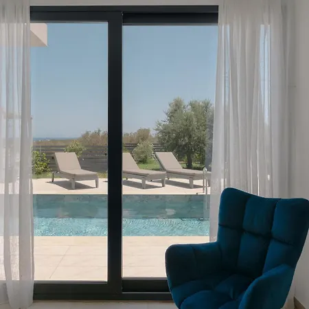 Unlimited Terra Villas, Charming Nature Escapes, By Thinkvilla Hersonissos (Crete)